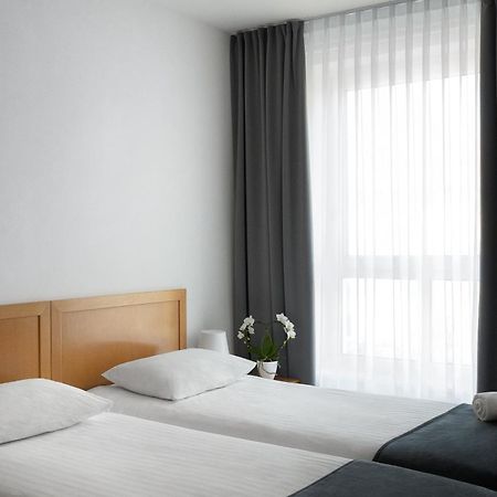 Hotel Tabor Sezana Bagian luar foto